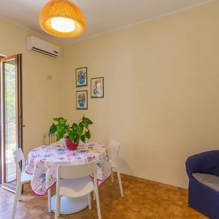 Mare Blu-1 By Interhome Appartement Francavilla Al Mare